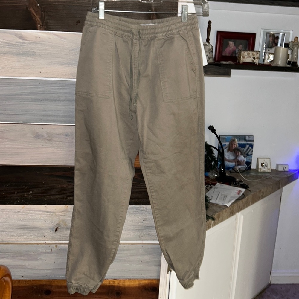 Charlotte Russe Beige Pants - medium size